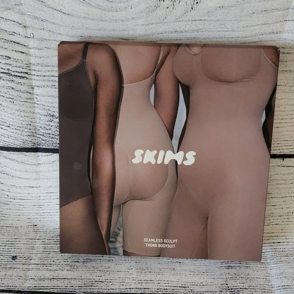 New Skims Seamless Sculpt Thong Bodysuit in Ochre - Picture 4 of 9